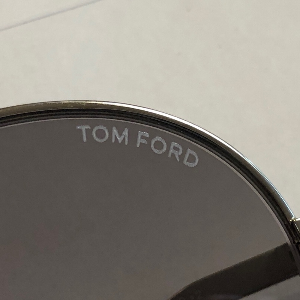 Tom Ford Rania Sunglasses - Picture 9 of 11